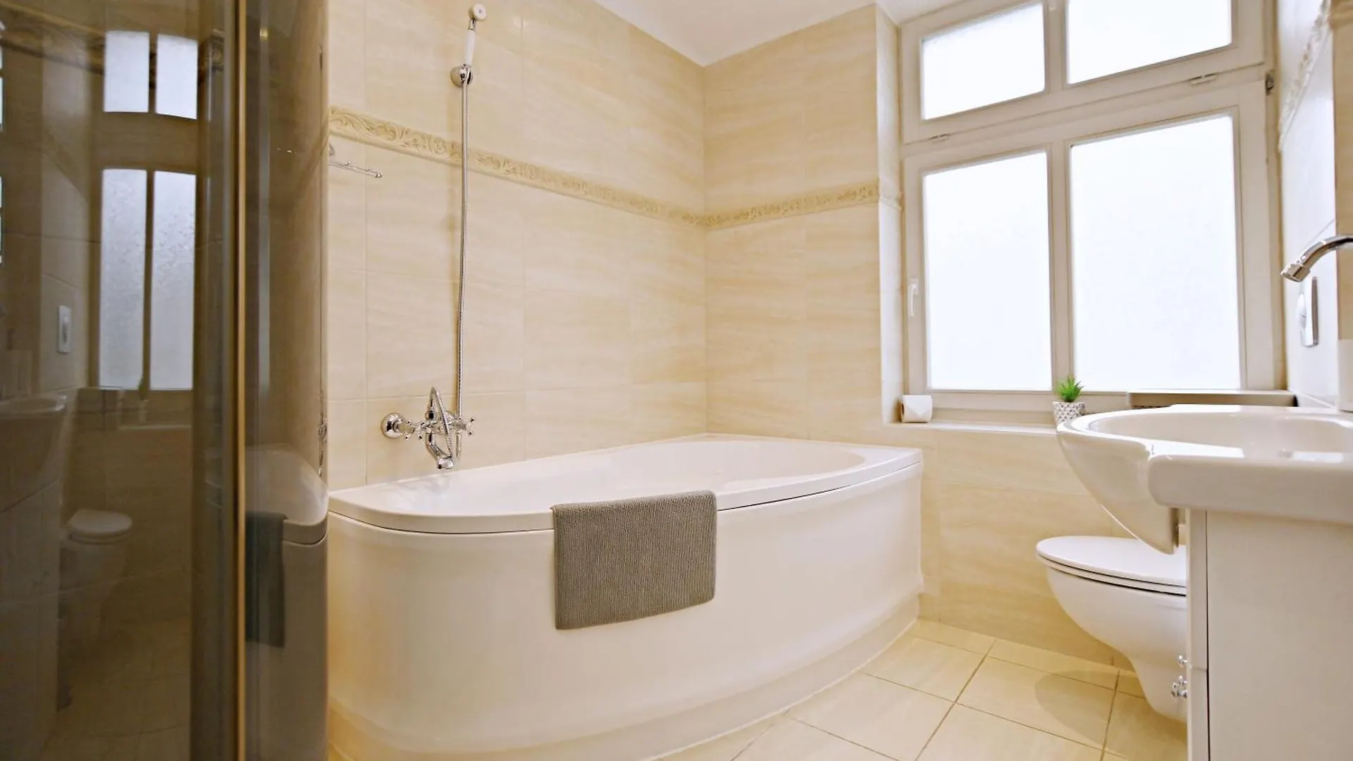 Cosy 3City Apartment Close To The Beach In Sopot By Noclegi Renters